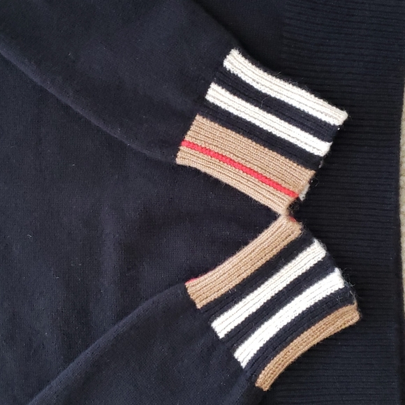 BURBERRY ICON STRIPE 100% CASHMERE SWEATER - Picture 4 of 10